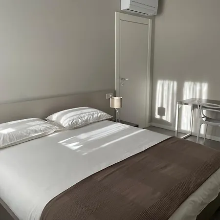Domus Pyrus Apartment Pero